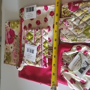 5 Vera¹ Bradley in Make me Blush